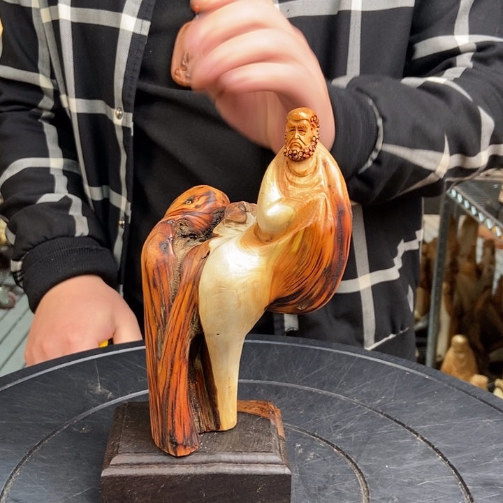 柏木（崖柏）随型摆件