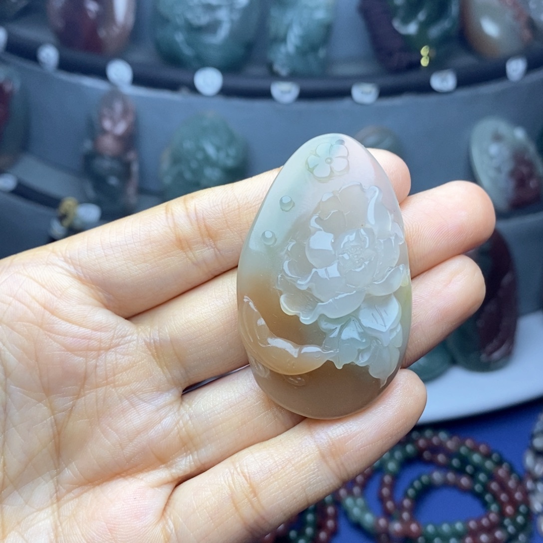 清***月玛瑙/玉髓未镶嵌吊坠(不含链)