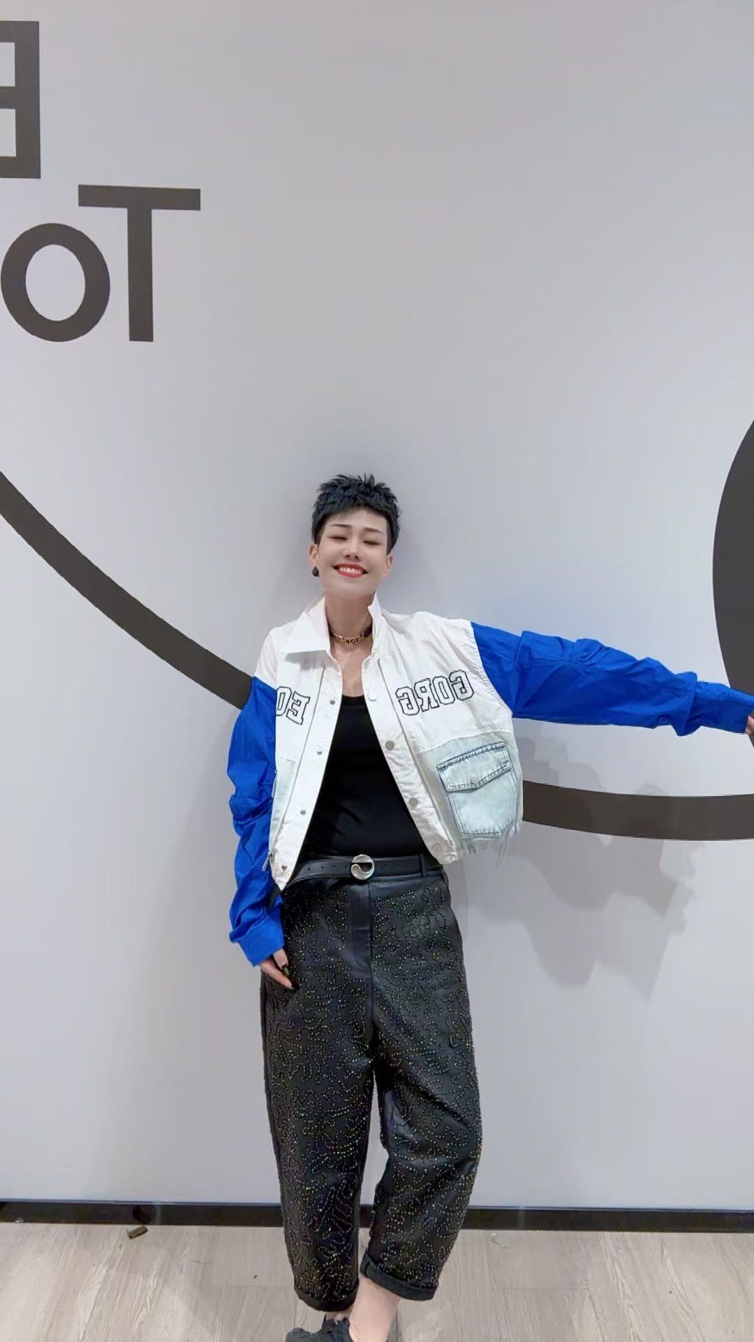 YY欧货潮牌时尚气质设计款外套26508