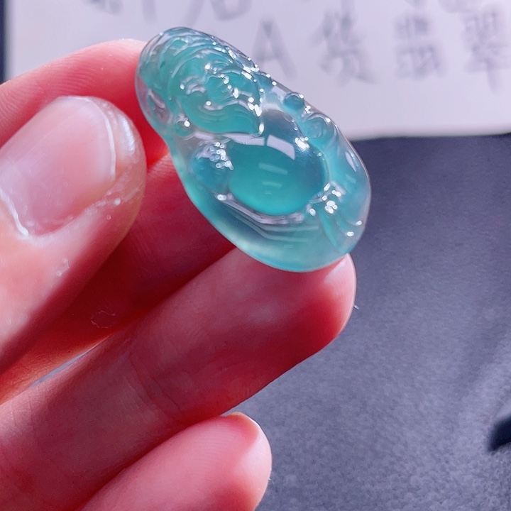 翡翠颈饰未镶嵌88888888