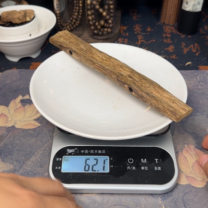 沉香枕沉香棋楠原料一根棍 62g