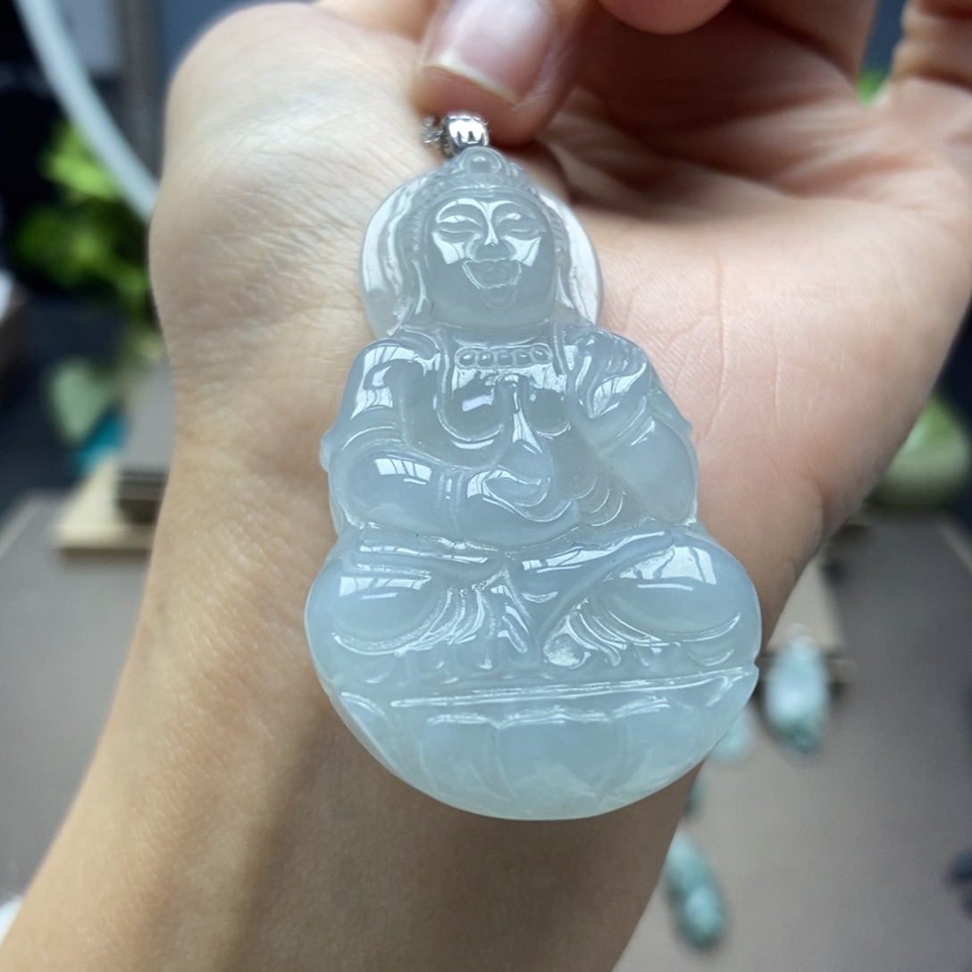 翡翠颈饰18K金镶嵌福利