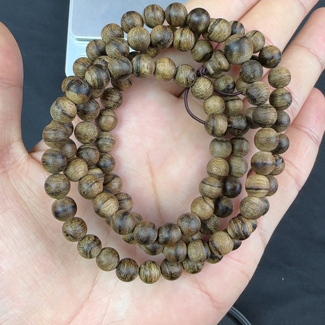 沉香手串?****?达拉干 0.7 16.8 g