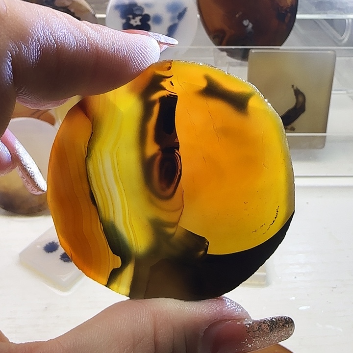 玛瑙/玉髓未镶嵌珠宝奇石