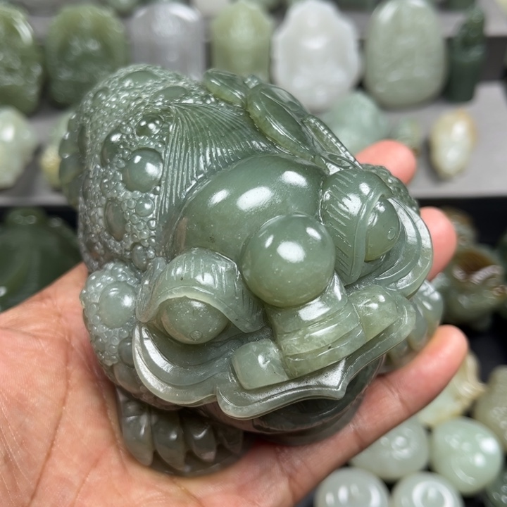 和田玉挂件未镶嵌野*绍