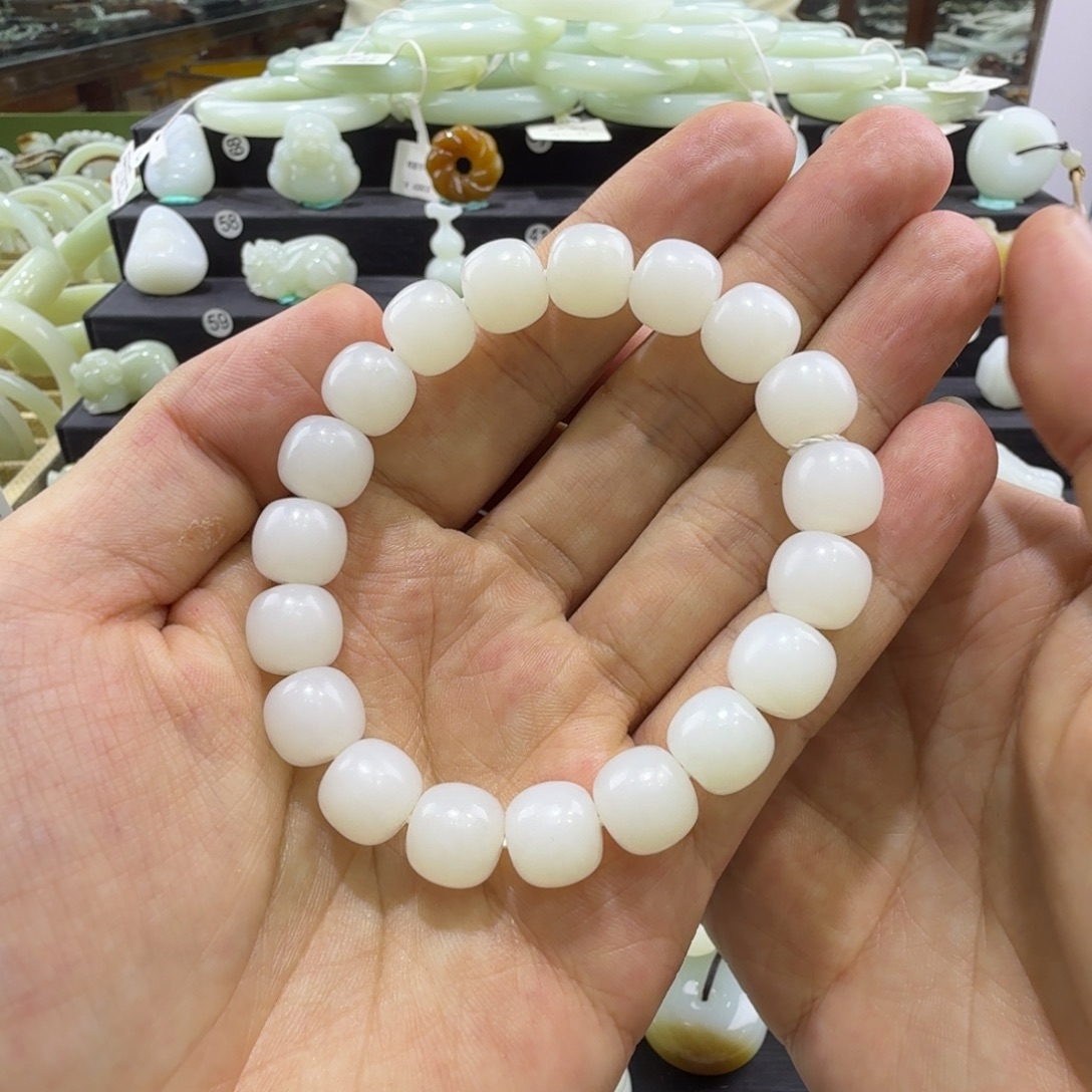欢***好和田玉未镶嵌手串新疆和田玉手串