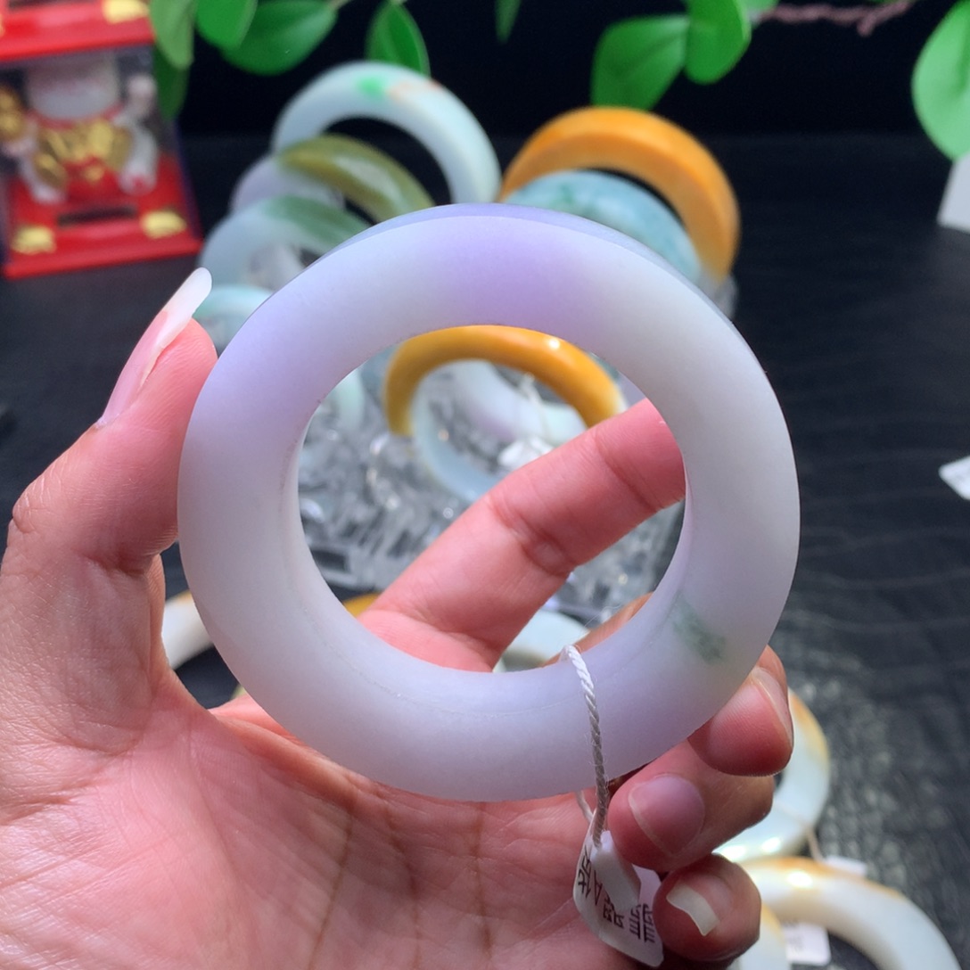 定制翡翠未镶嵌手镯