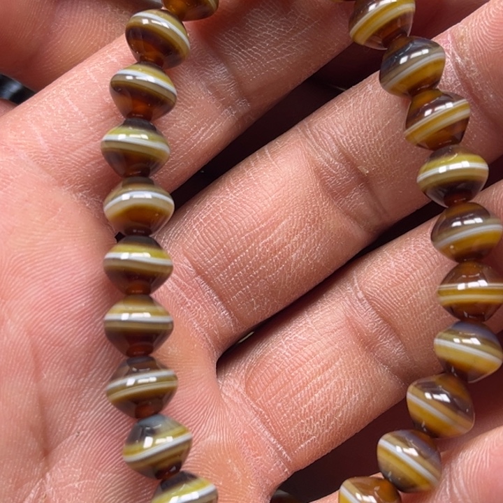 {***}玛瑙/玉髓未镶嵌手链