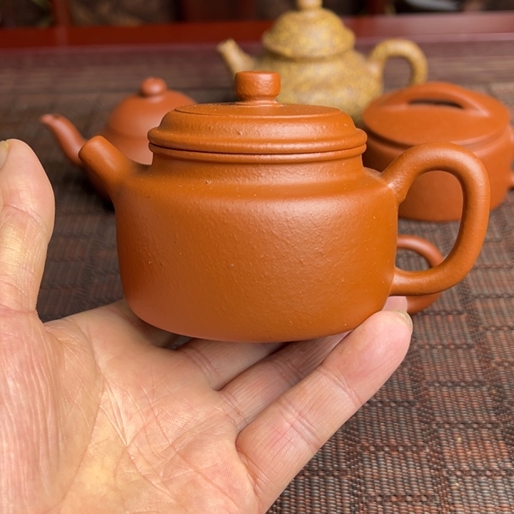 紫砂茶壶黄龙山朱泥、生砂半个手工