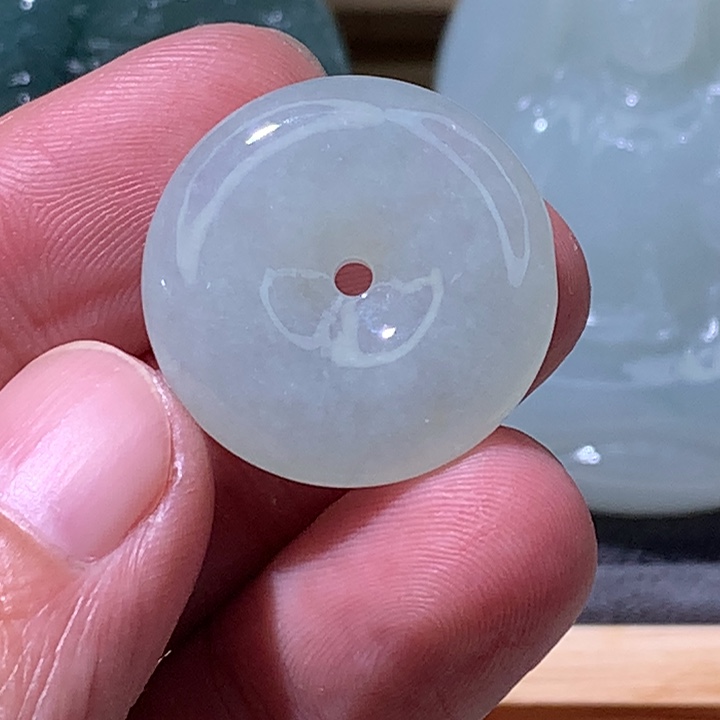 翡翠未镶嵌颈饰炸/平安扣