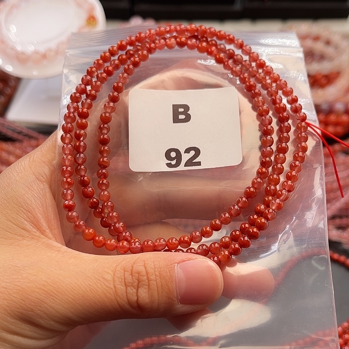 南红玛瑙未镶嵌多样性发货默认微瑕称重4mm