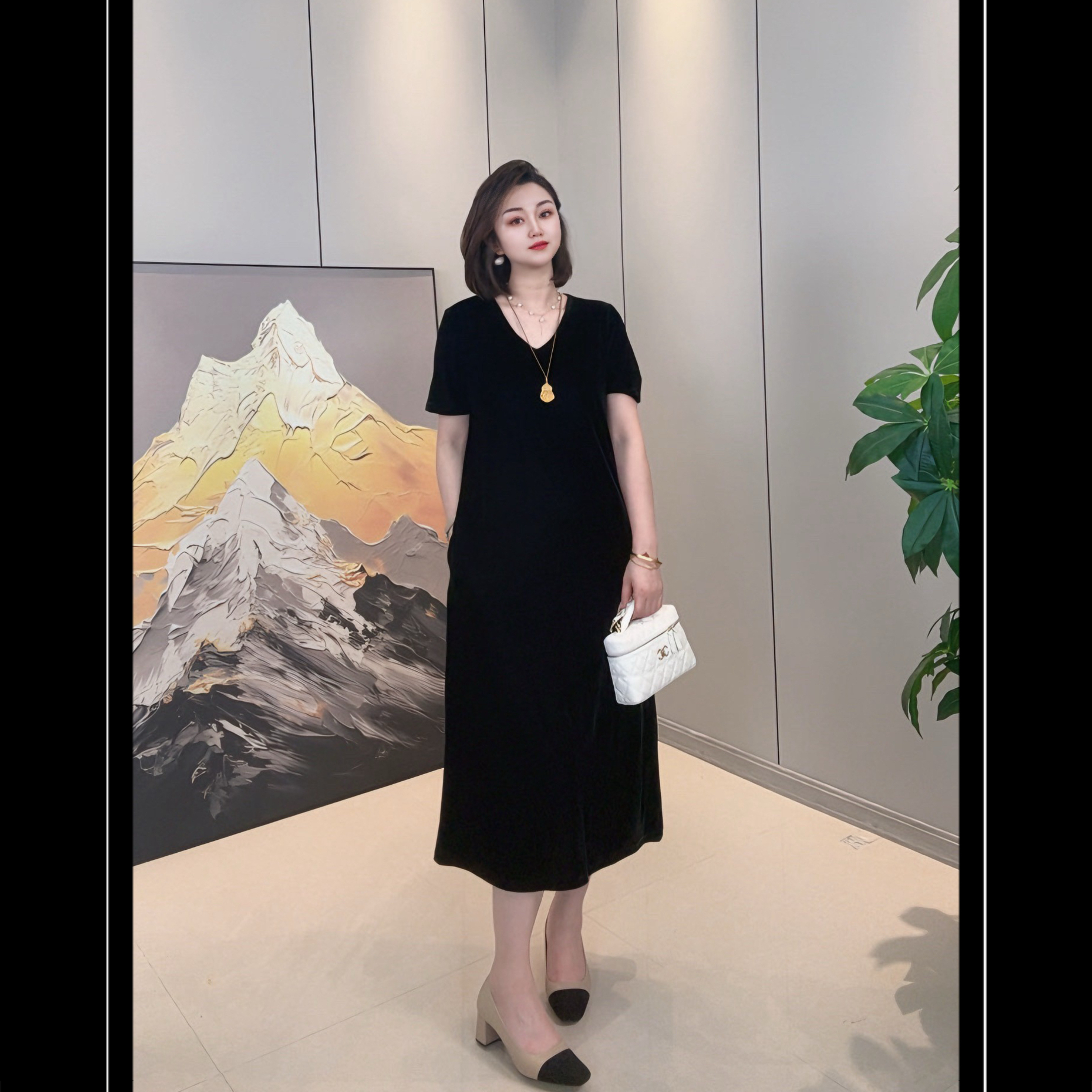 8160【佳衣裳】高定丝绒纯净版夏季新款凉爽气质连衣裙