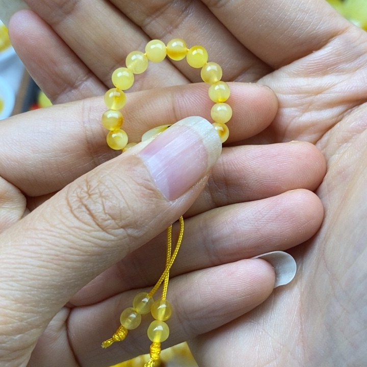 哼***﹌裸石蜜蜡未镶嵌尺寸4加，瑕疵珠