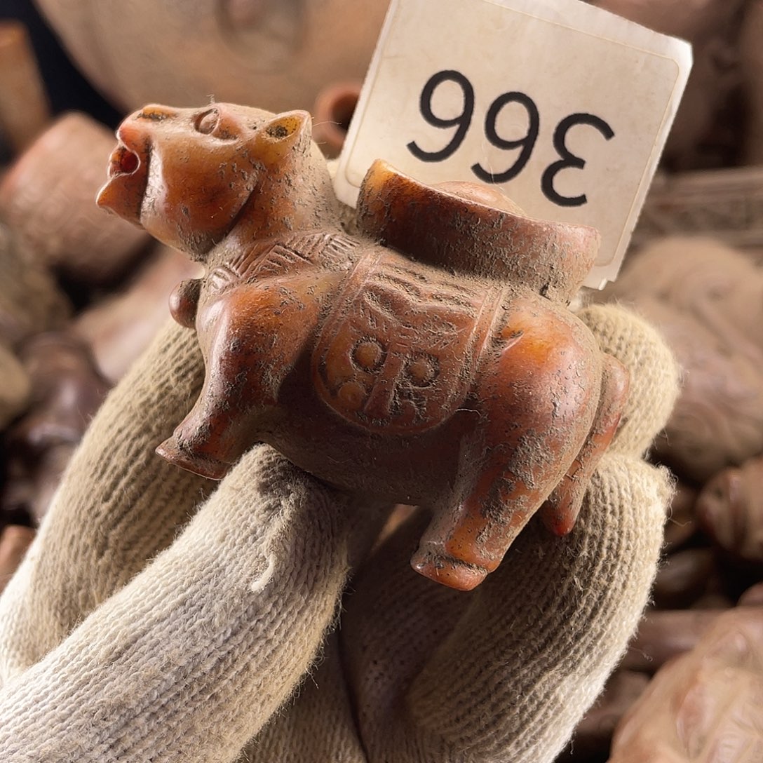 和田玉（糖玉）未镶嵌挂件