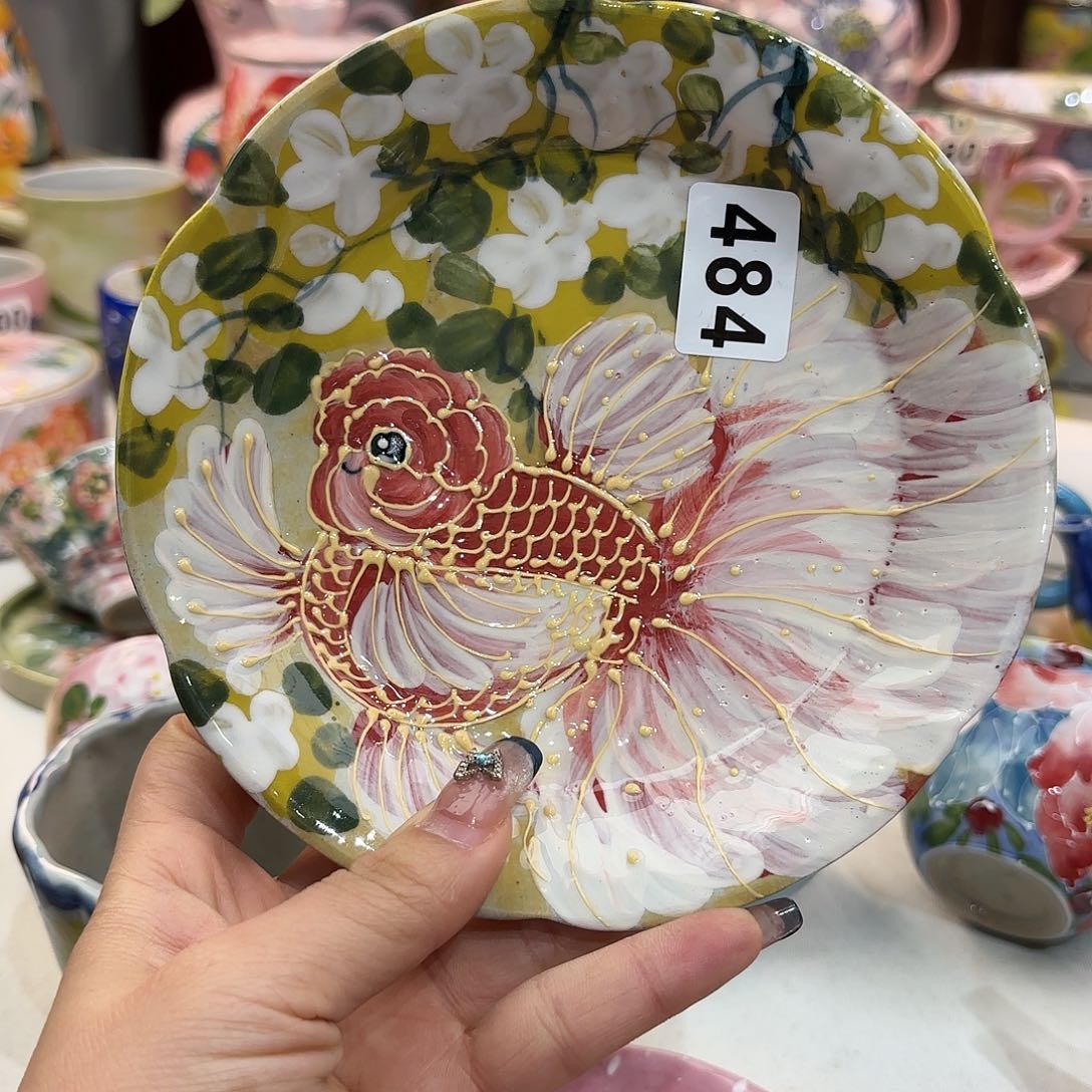 瓷片你要好好休息噢勒