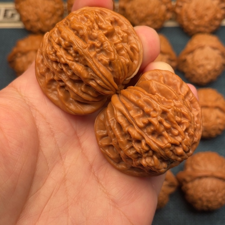 把件文玩核桃全品无修42.5汉高楼