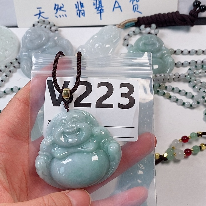 翡翠颈饰未镶嵌天然