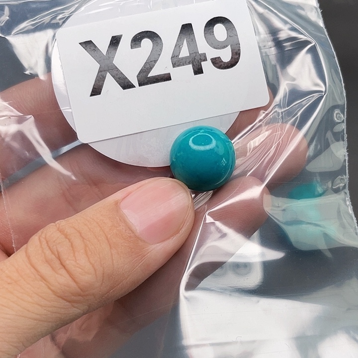 湖北十堰原矿绿小松