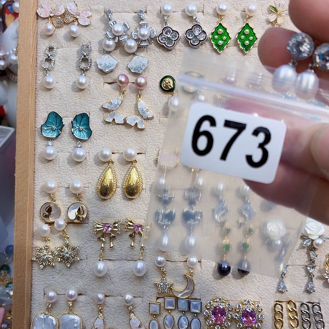 合金耳饰淡水珍珠