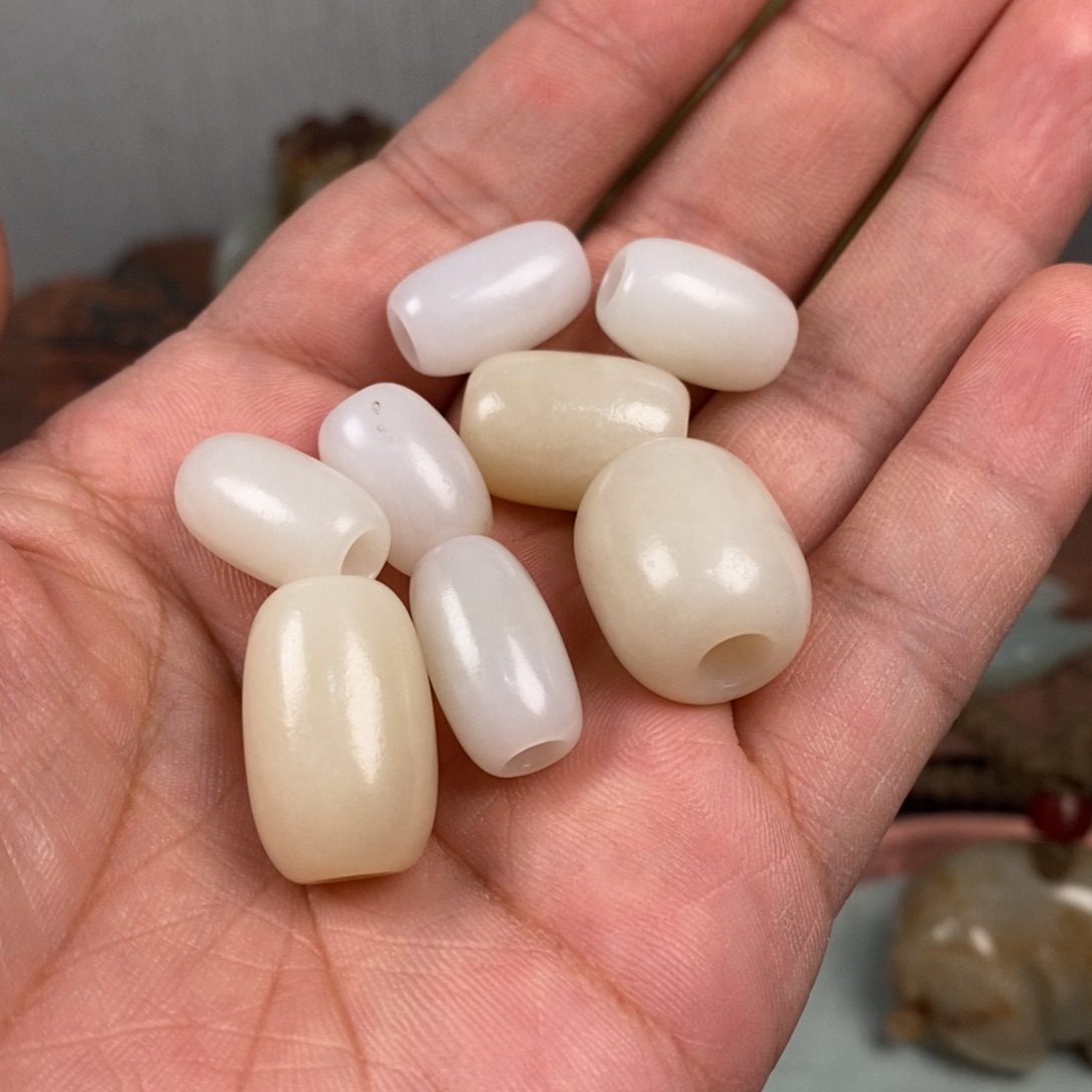 大***锅非常精美的脖挂件