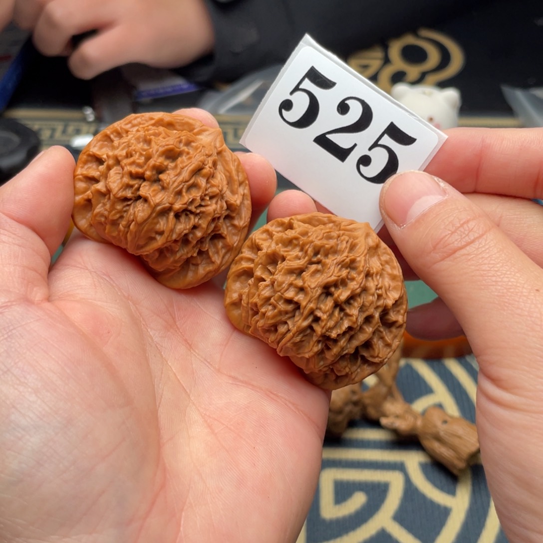 文玩核桃吊坠权*44盘龙纹525号