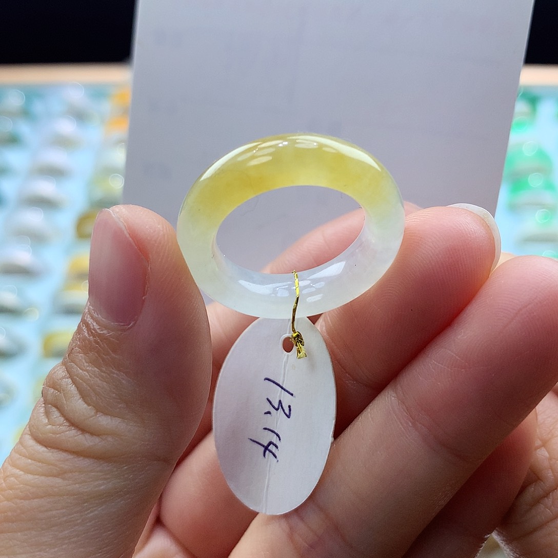 翡翠未镶嵌戒指1314圈