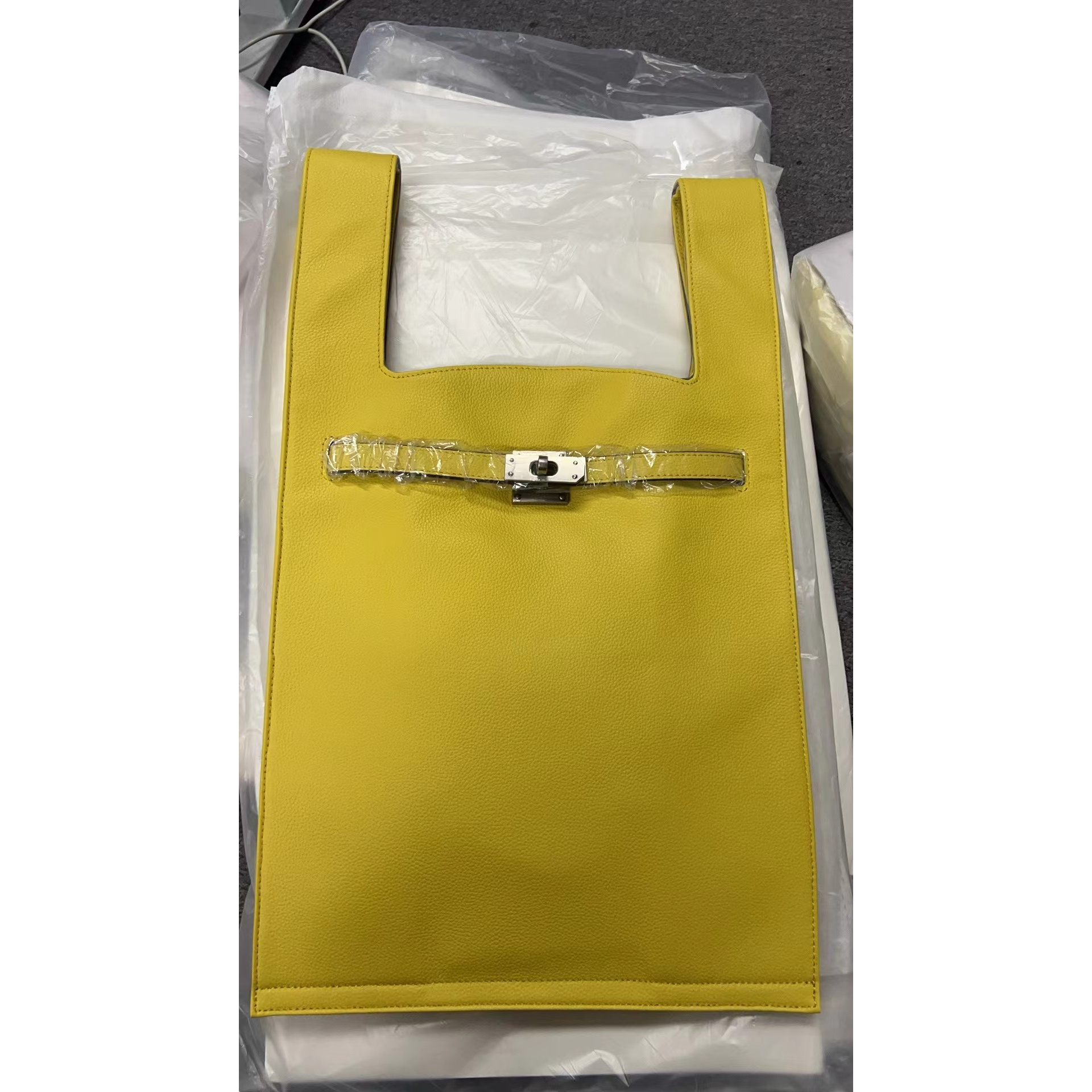 6763小鸡黄大号【清货微瑕】新款时尚轻奢百搭气质女包