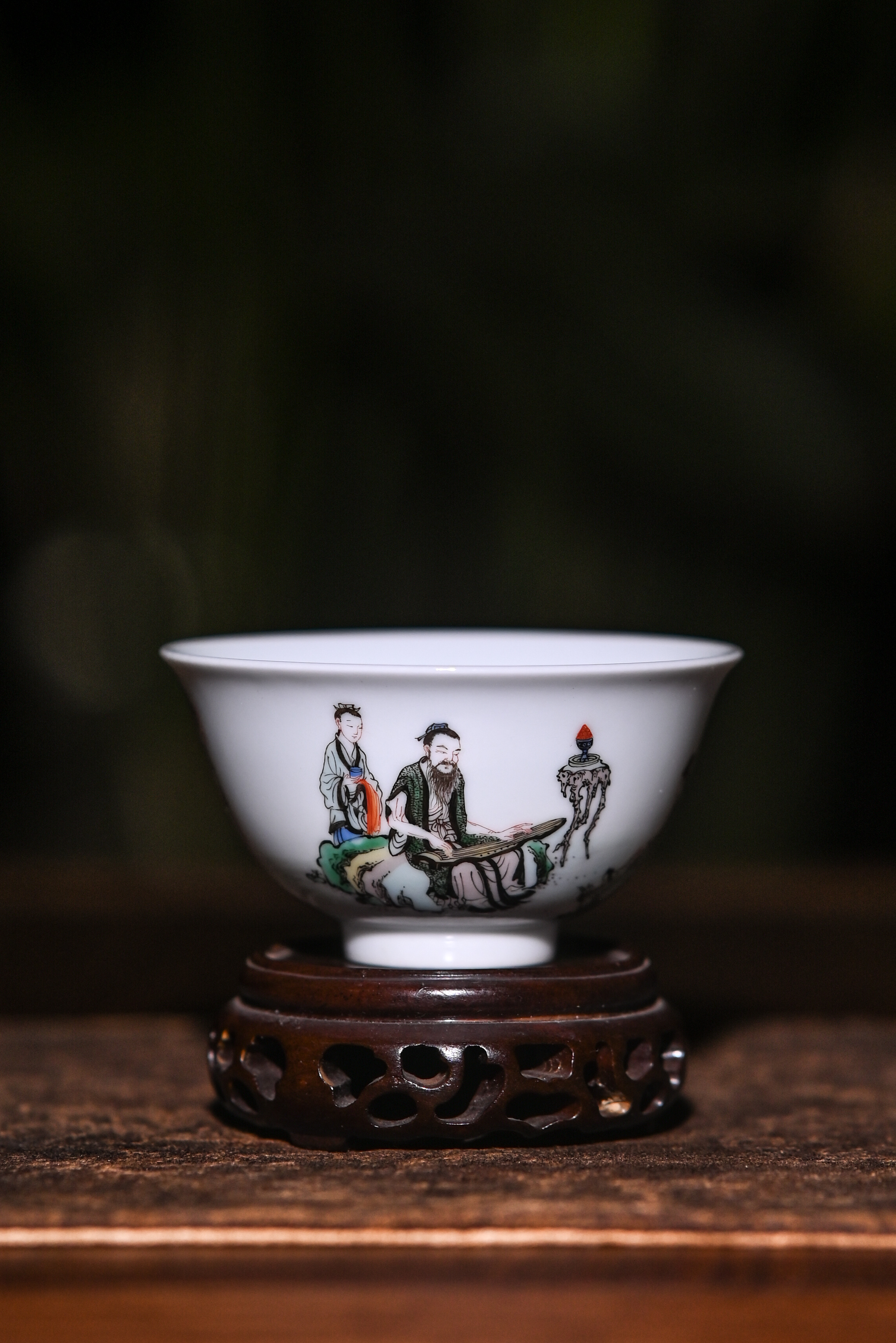 景德镇快雪时晴古彩伯牙抚琴撇口杯茶杯