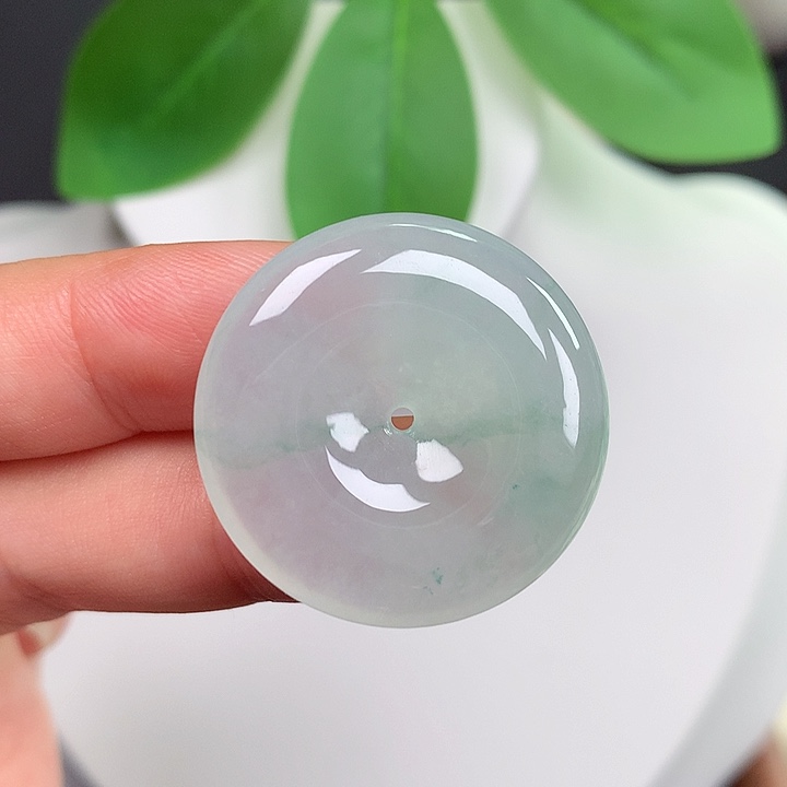 翡翠未镶嵌颈饰平安扣 28.2x6.1mm
