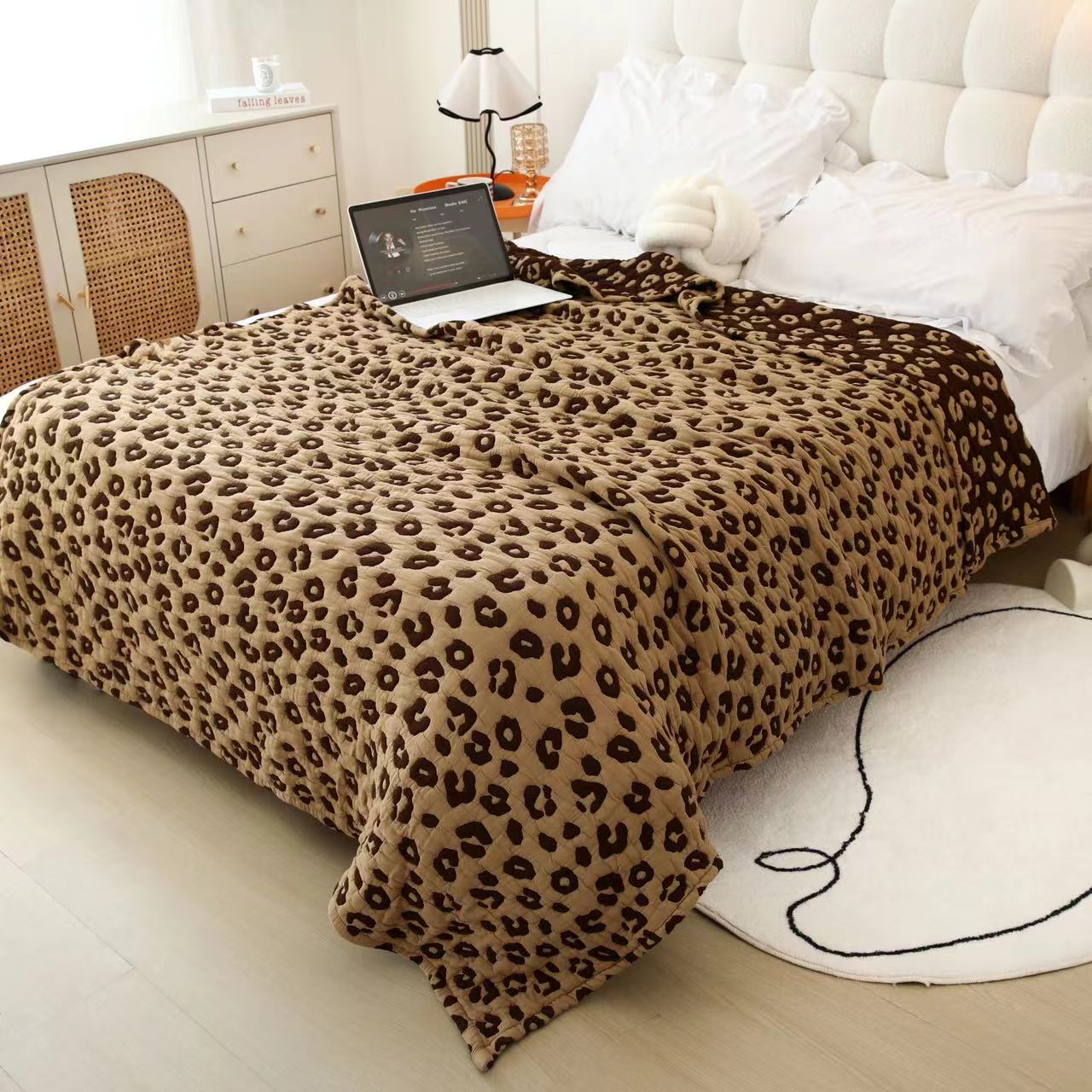 菠萝毯【豹纹】150*200沙发毯，按摩夏凉被