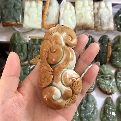 岫岩河磨玉（透闪石质玉）手把件未镶嵌