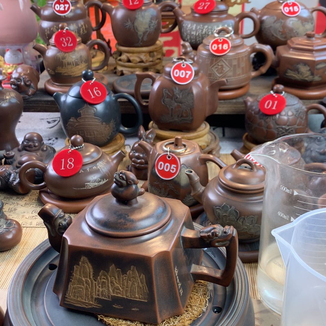 忍**龟坭兴陶手工刻绘方壶