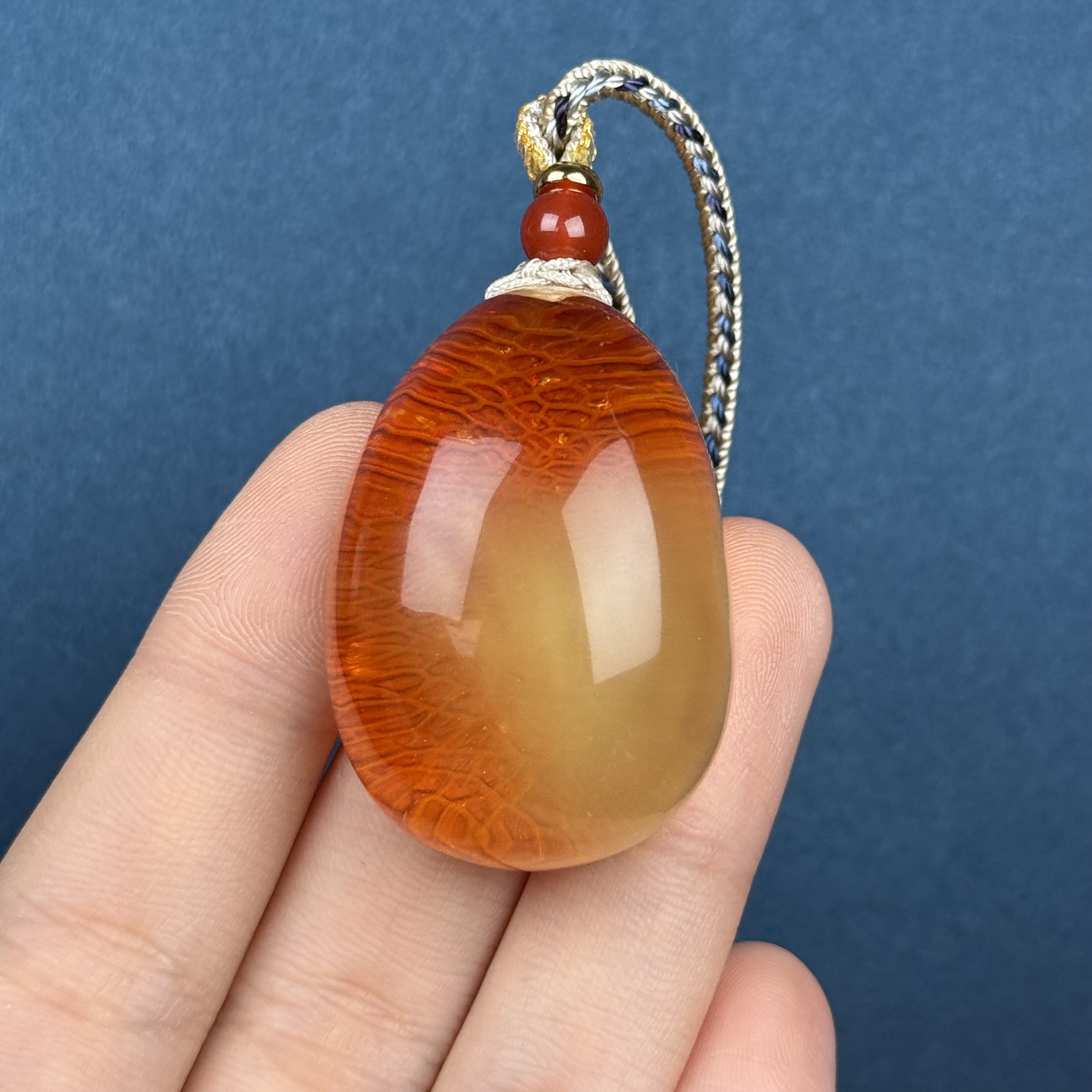 Y7008天然原矿蜜蜡 原皮吊坠 28*40.1*19mm支持复检 假一罚十