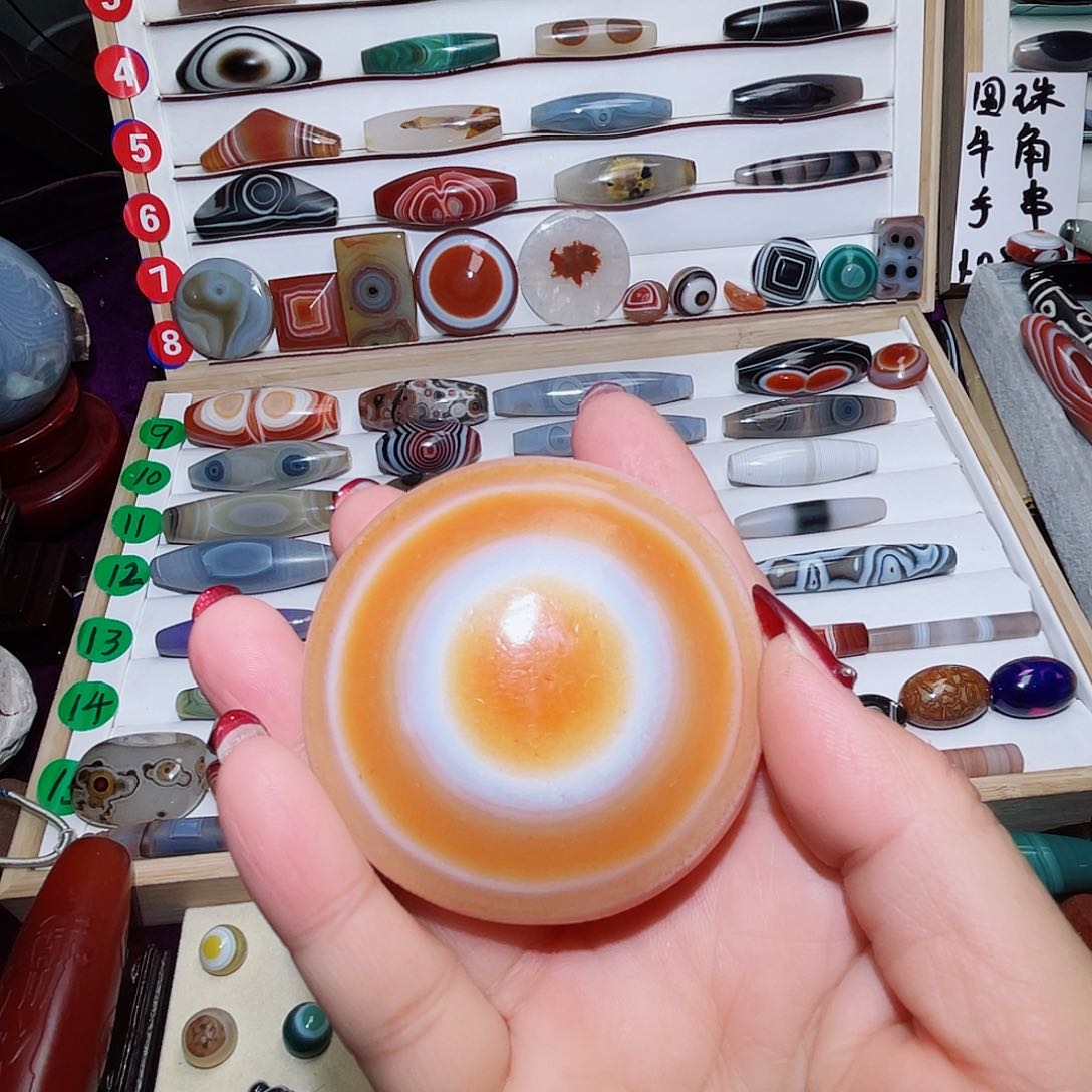 玛瑙/玉髓颈饰未镶嵌