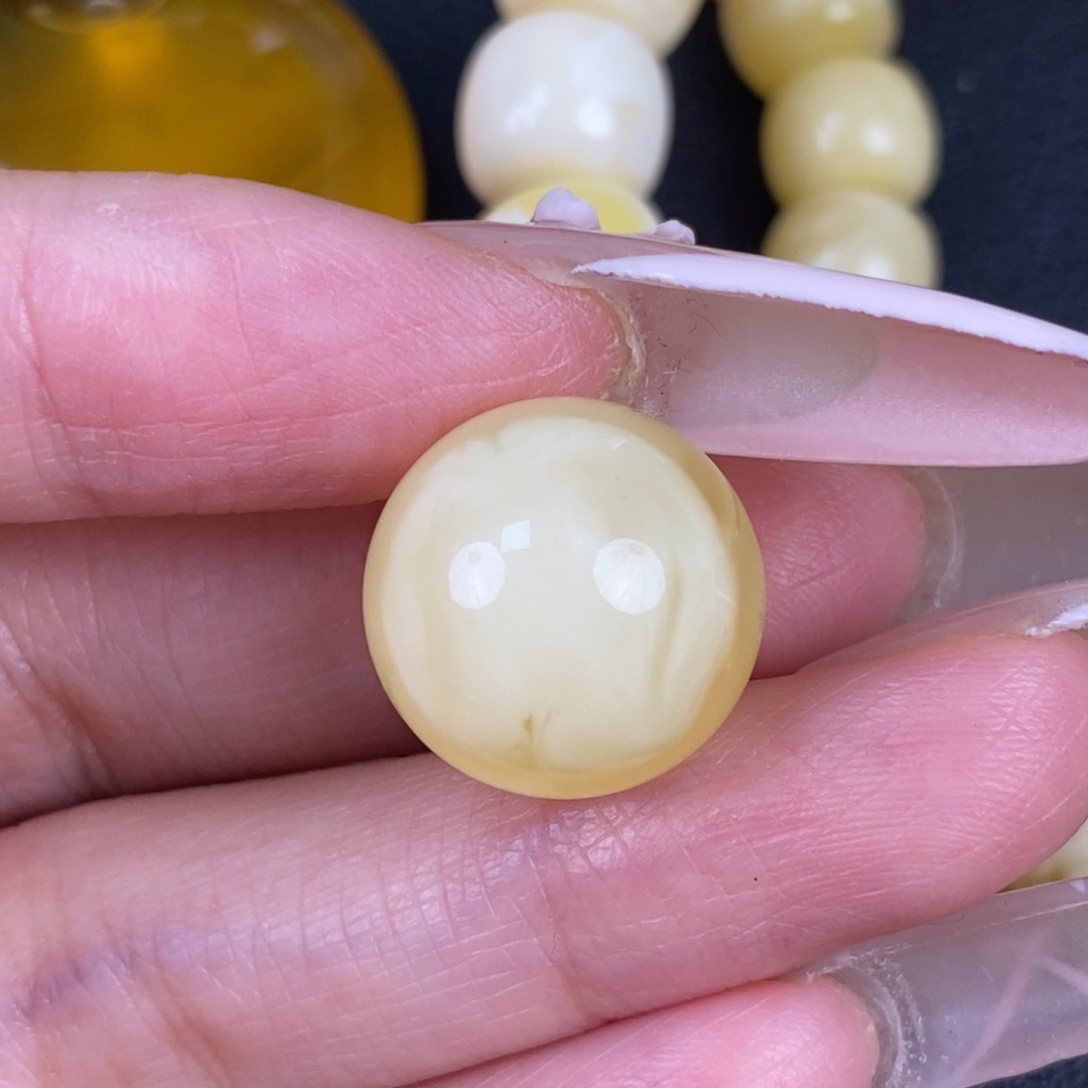 琥珀未镶嵌珠宝奇石156