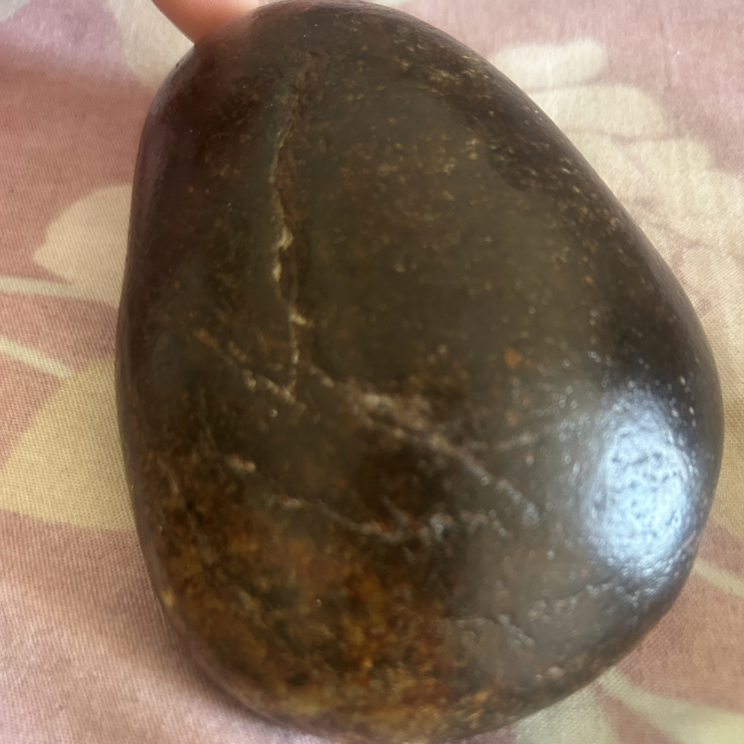 新疆和田玉山料大把件