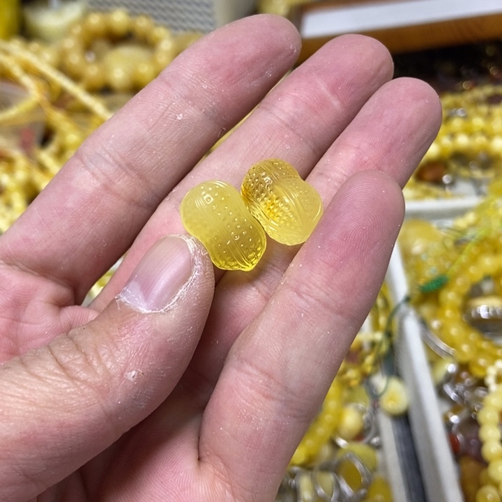 蜜蜡未镶嵌裸石多样性发货