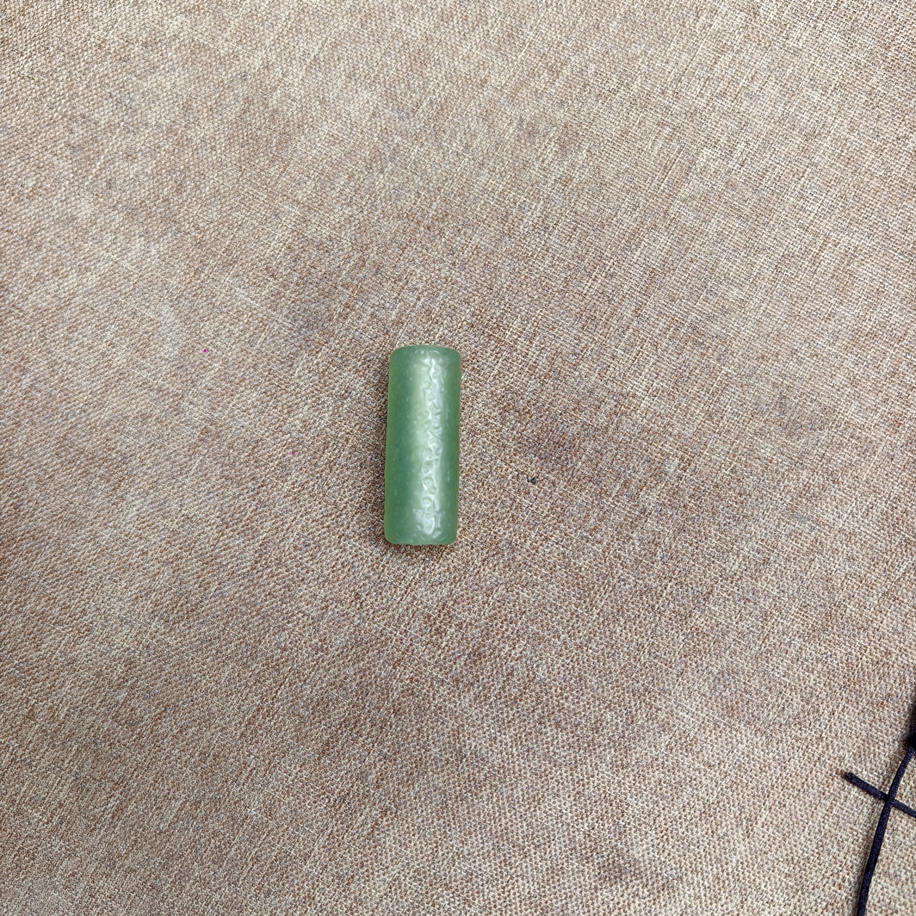 纯天然岫玉手工雕刻复古锤纹深绿桶珠