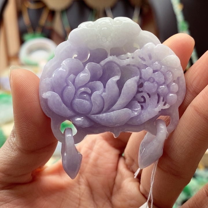 翡翠颈饰未镶嵌翡翠吊坠