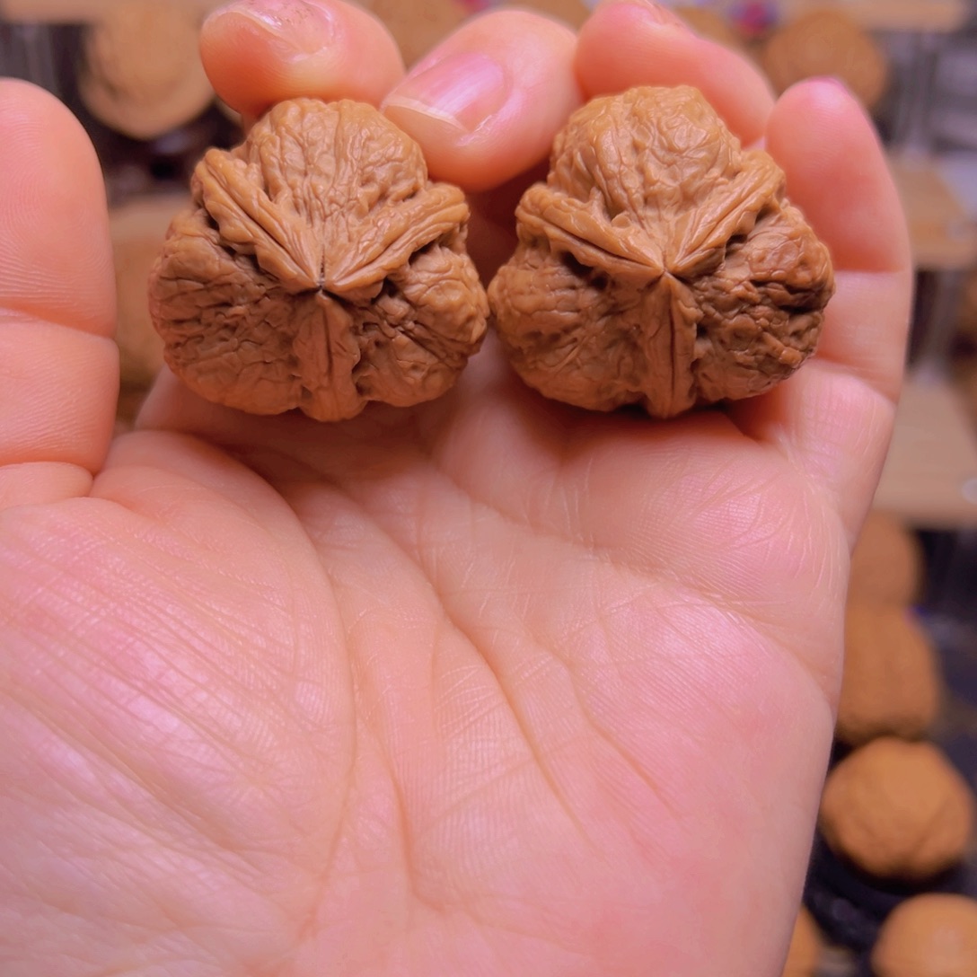 文玩核桃吊坠39w苍龙三棱35尺