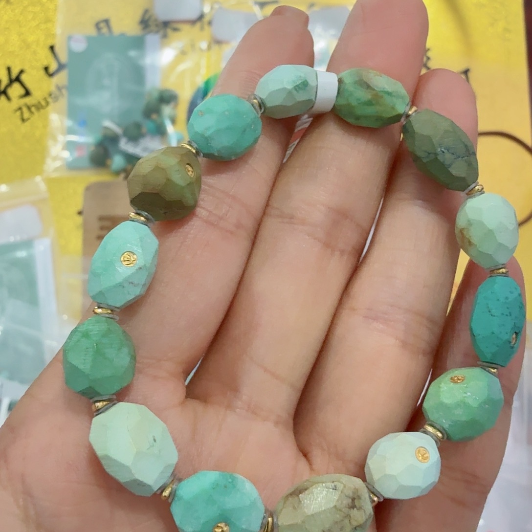 未镶嵌绿松石珠宝奇石