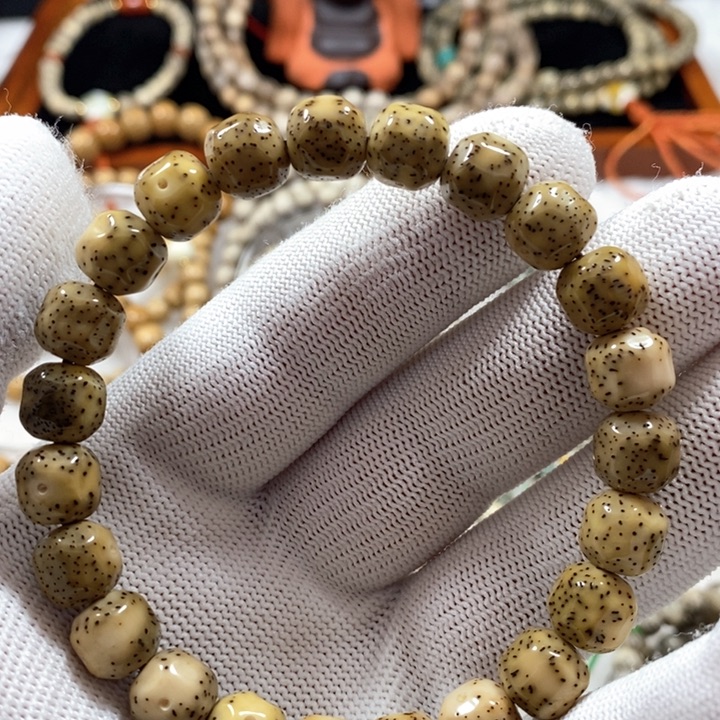 星月菩提手串9*8玉化料无相