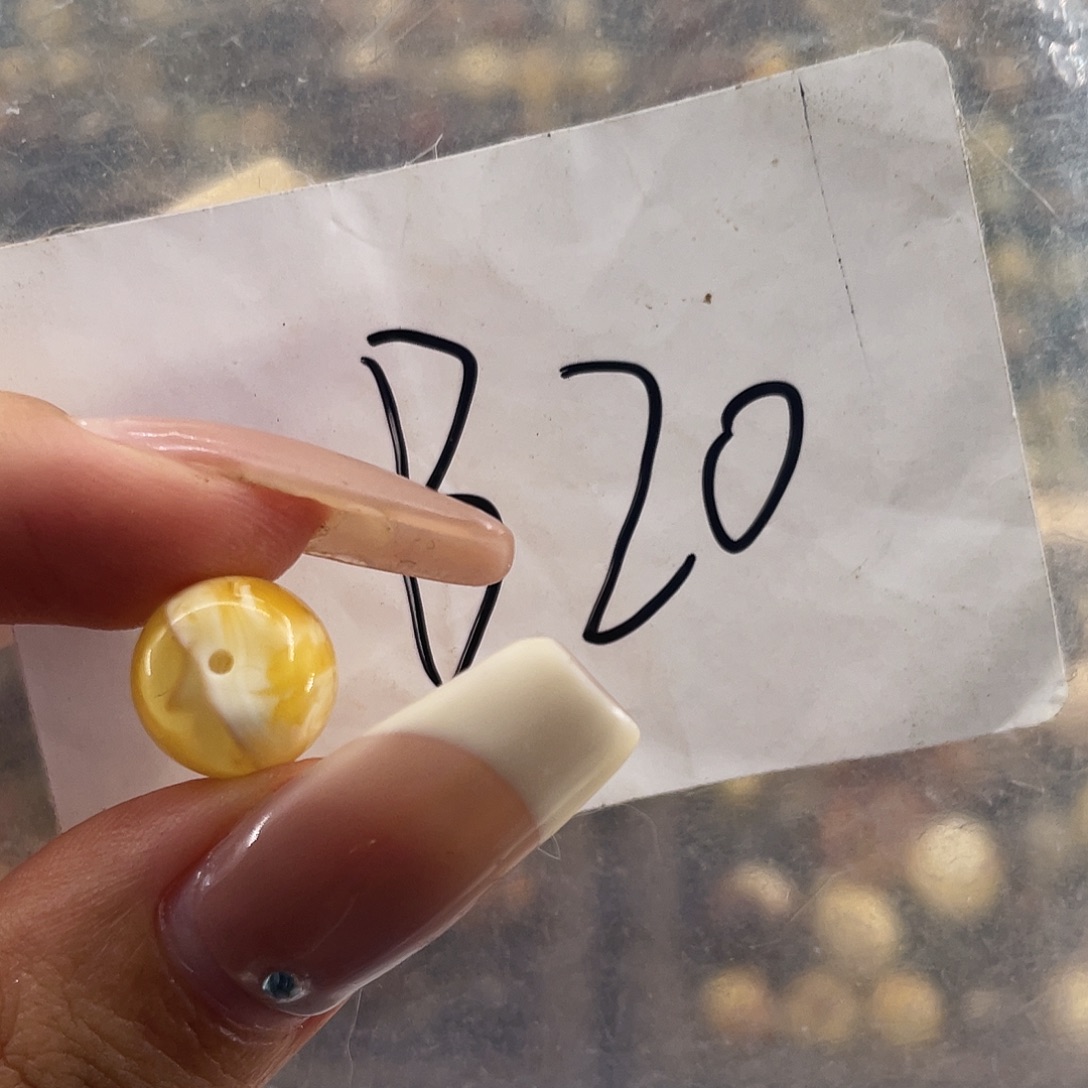 ****身琥珀未镶嵌裸石10.5x9.6
