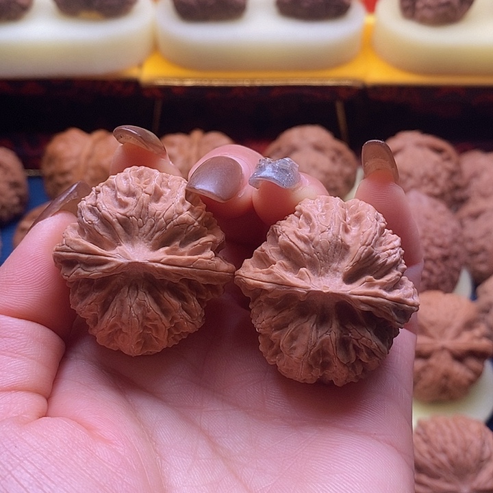 桃核吊坠38苹果园狮子头