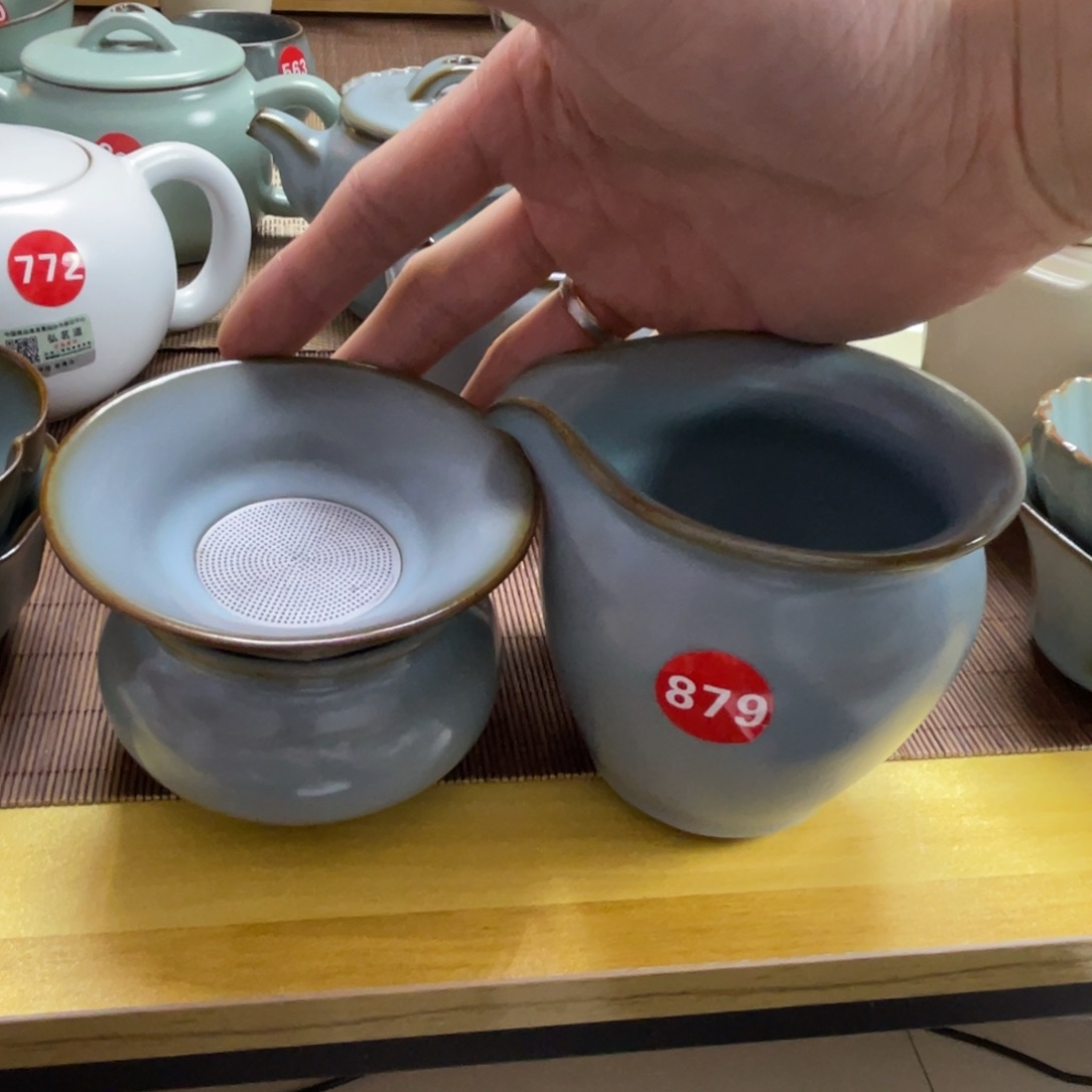 瓷片。。。。。。。。。。。。。。。。。。。。