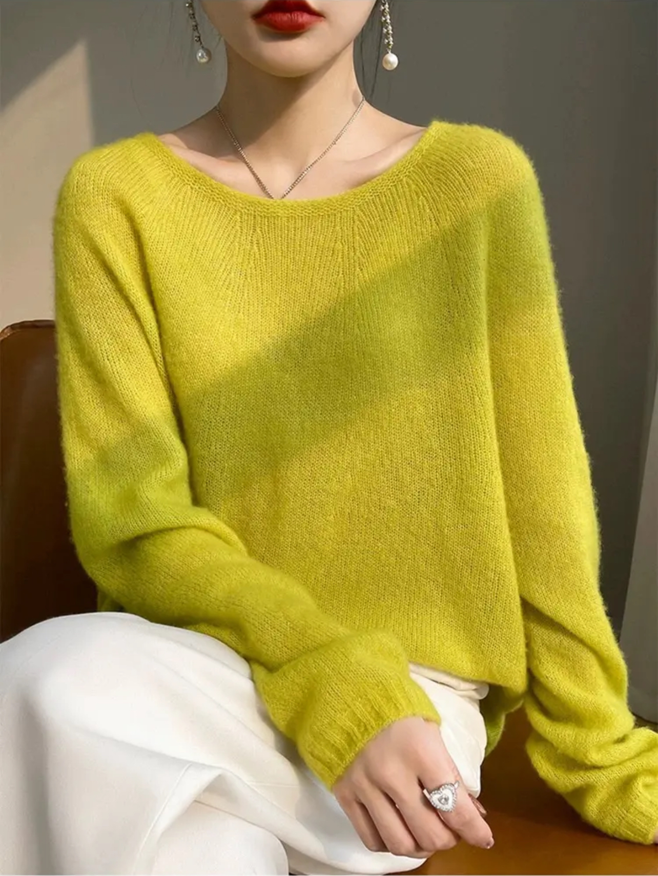 【山 羊绒+桑蚕丝】温柔别致慵懒风  一线成衣圆领真丝羊绒针织衫MX