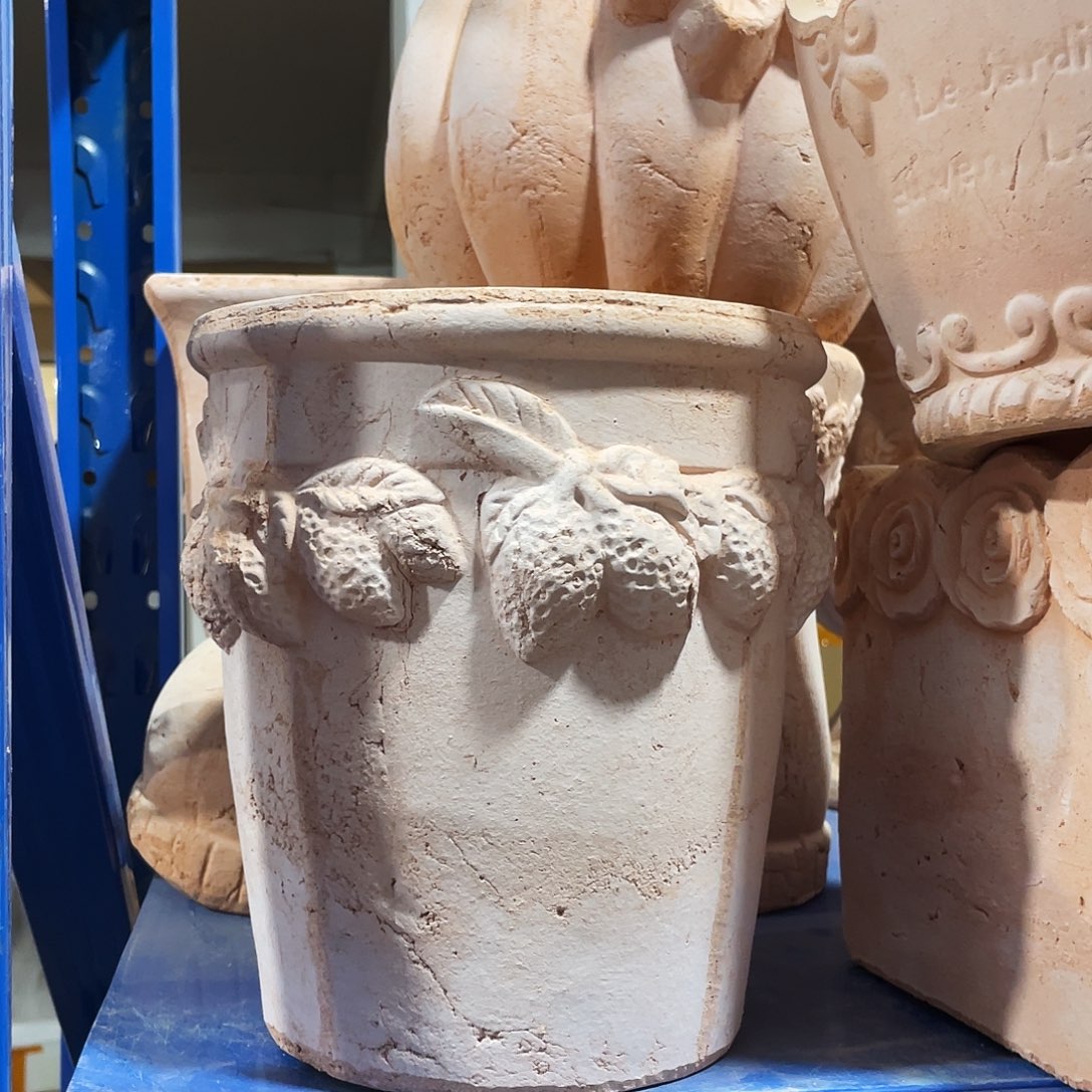 口21×22     手工花盆一个