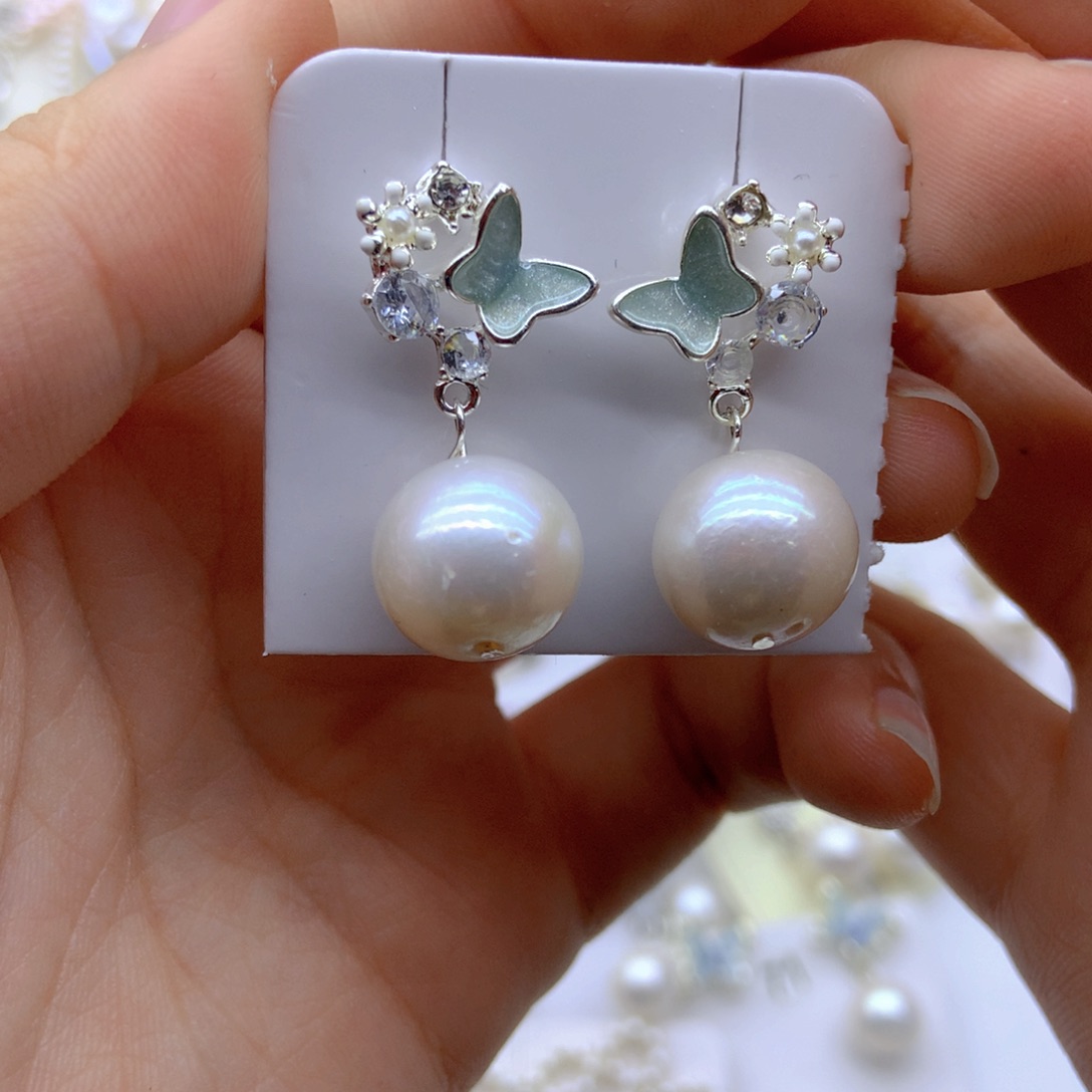 淡水珍珠耳饰未镶嵌