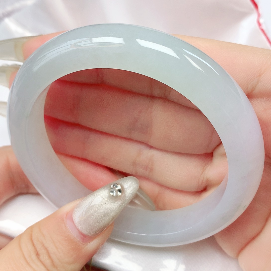 翡翠手镯未镶嵌抖音879