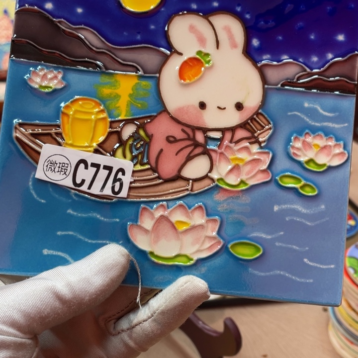 陶瓷笑****来非遗手工，三彩瓷板画